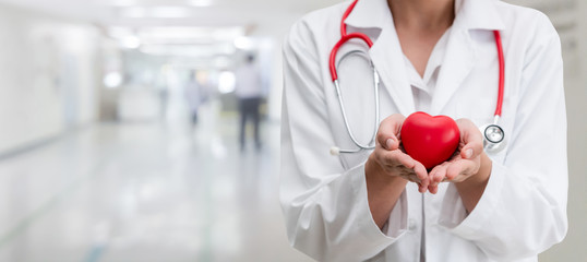 Odszkodowanie za niedrożność tętnicy jako błąd medyczny lekarza w szpitalu